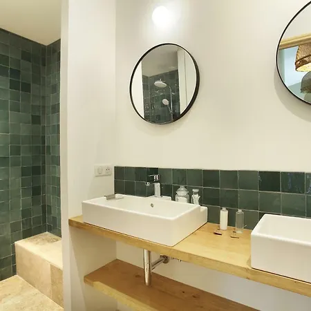 Domaine Les Petites Vaines Guest house