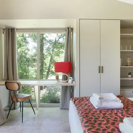 Domaine Les Petites Vaines Guest house